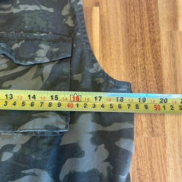 Decree Green Army Camo Utility Vest size L - Picture 10 of 13